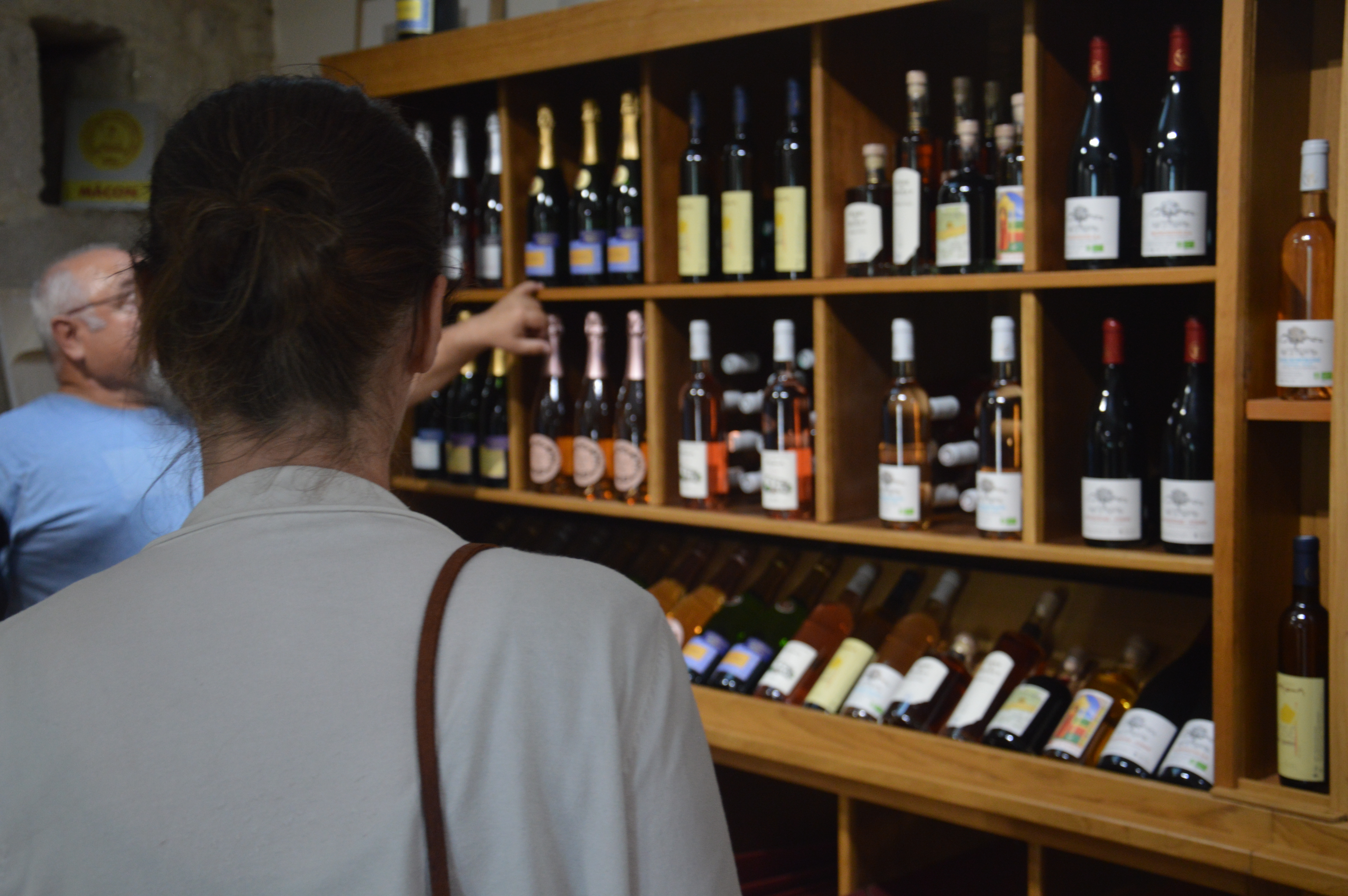 Sébastien Monin dans ses vignes